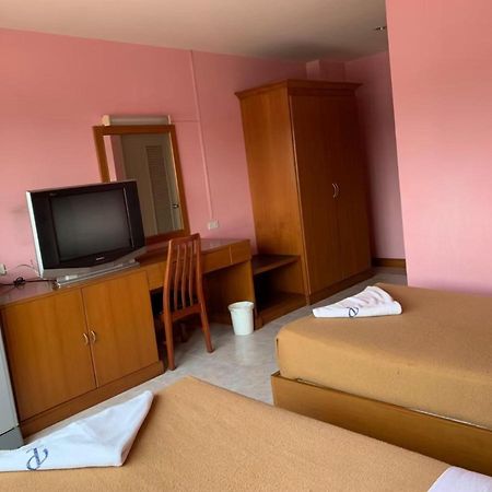 Aparthotel Pat Place Chiang Mai Zewnętrze zdjęcie