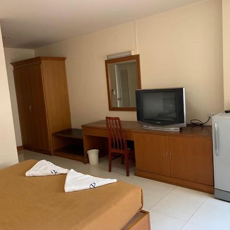 Aparthotel Pat Place Chiang Mai Zewnętrze zdjęcie